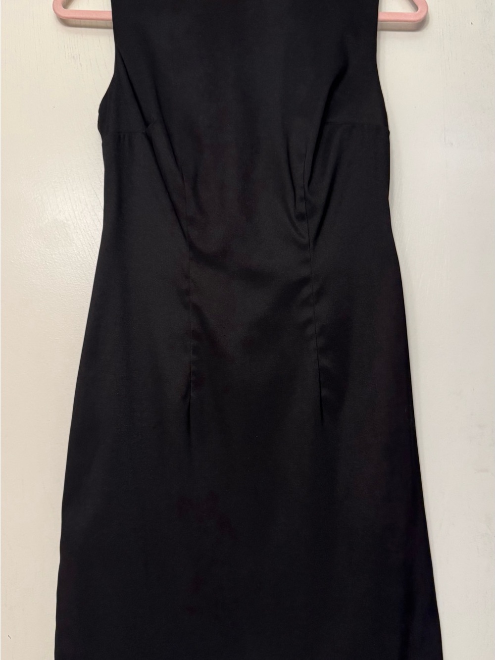Classic Black Sleeveless Sheath Dress